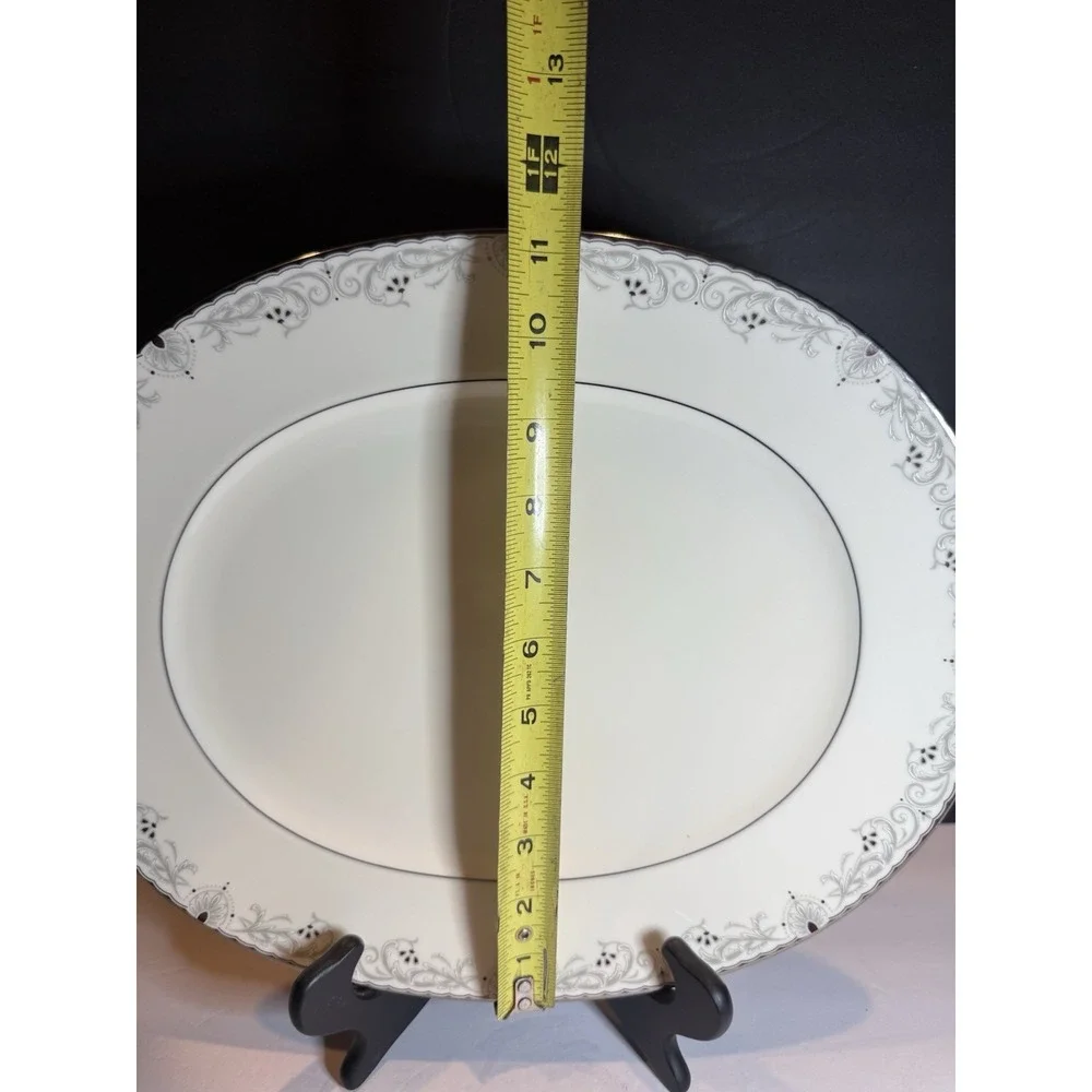 Noritake Venetian Scroll 7603 Oval Serving Platter 14